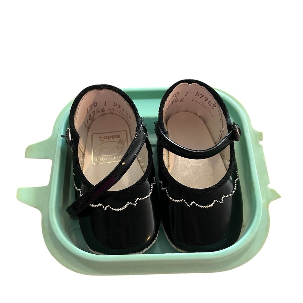 1960’s Tiny-T Vintage Baby Shoes